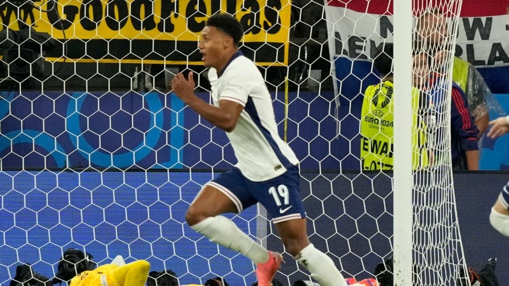 Ollie_Watkins