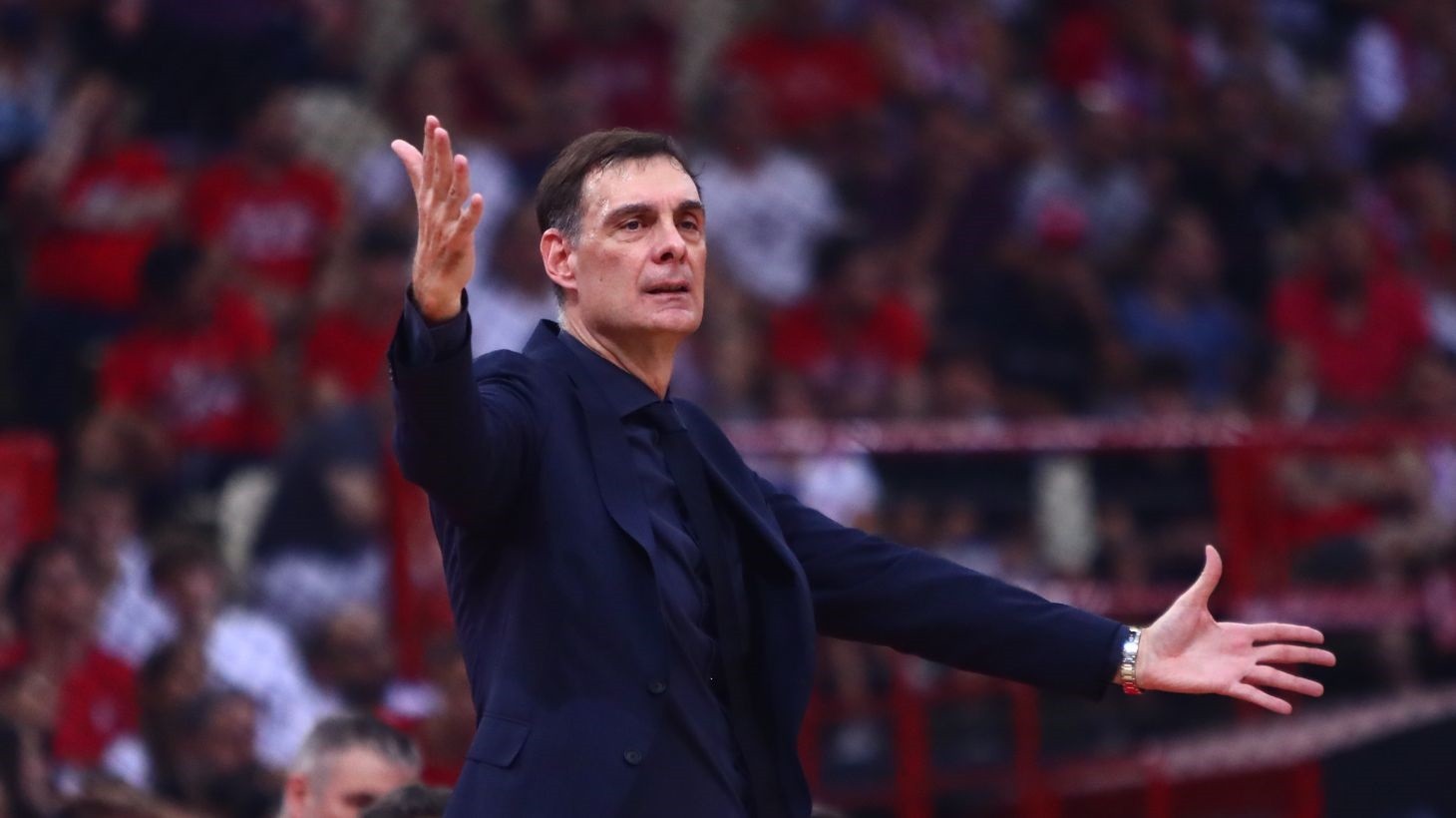Γιαννακόπουλος: Δημοσίευσε βίντεο με το απίστευτο υβρεολόγιο Μπαρτζώκα στα αποδυτήρια – Ο πλήρης διάλογος με τον Σάββα Αρώνη