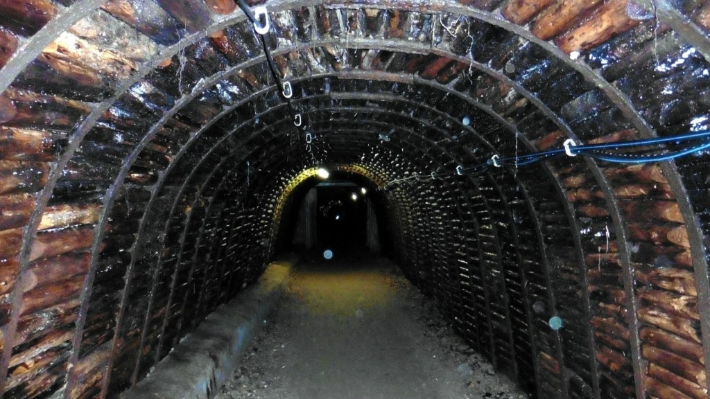 coal_mine307