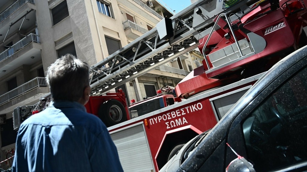 fotia_pirosbestiki_1207_1460-820_new