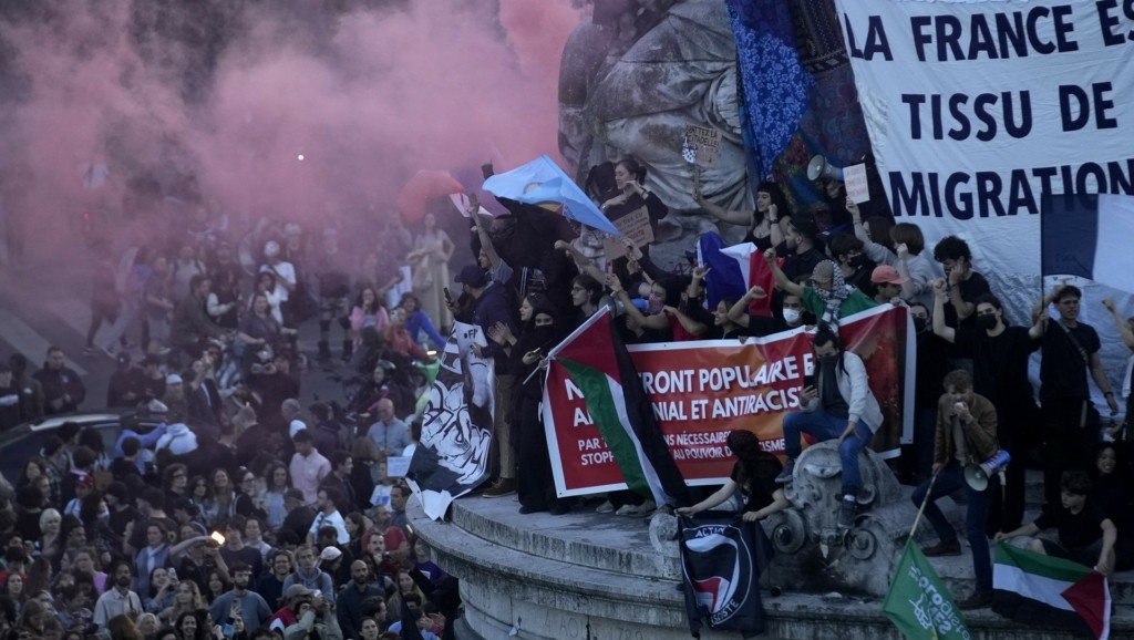 gallia-panigirismoi-aristera