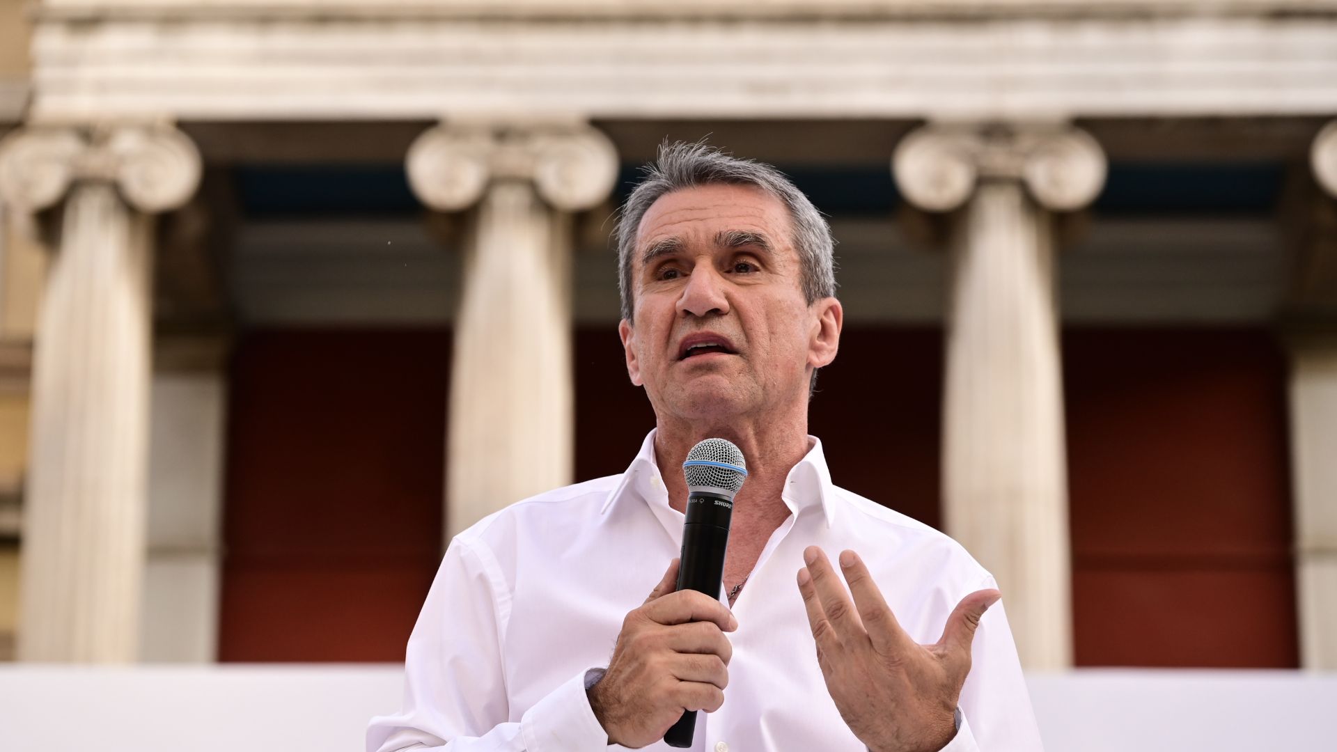 Παίζει και το όνομα του Ανδρέα Λοβέρδου για τον ανασχηματισμ