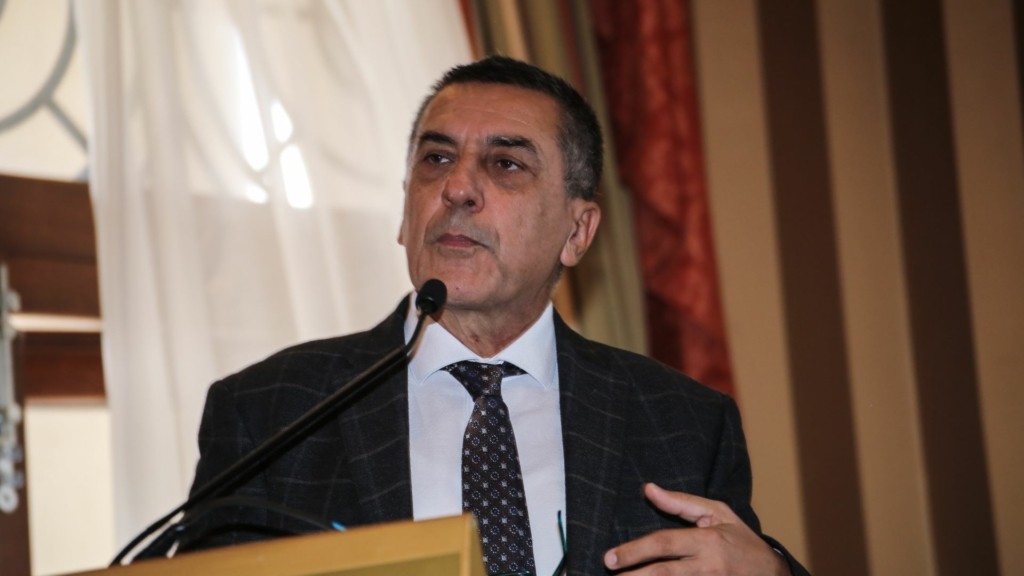 DIMITRIS_KOURETAS_THESS