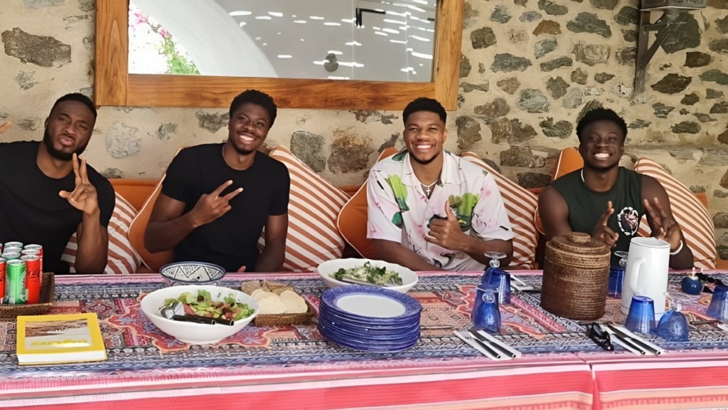 adelfoi-andetokounmpo-diakopes-ellada8