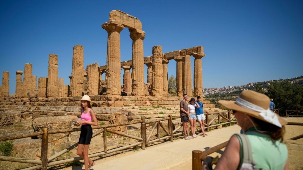 touristes-new