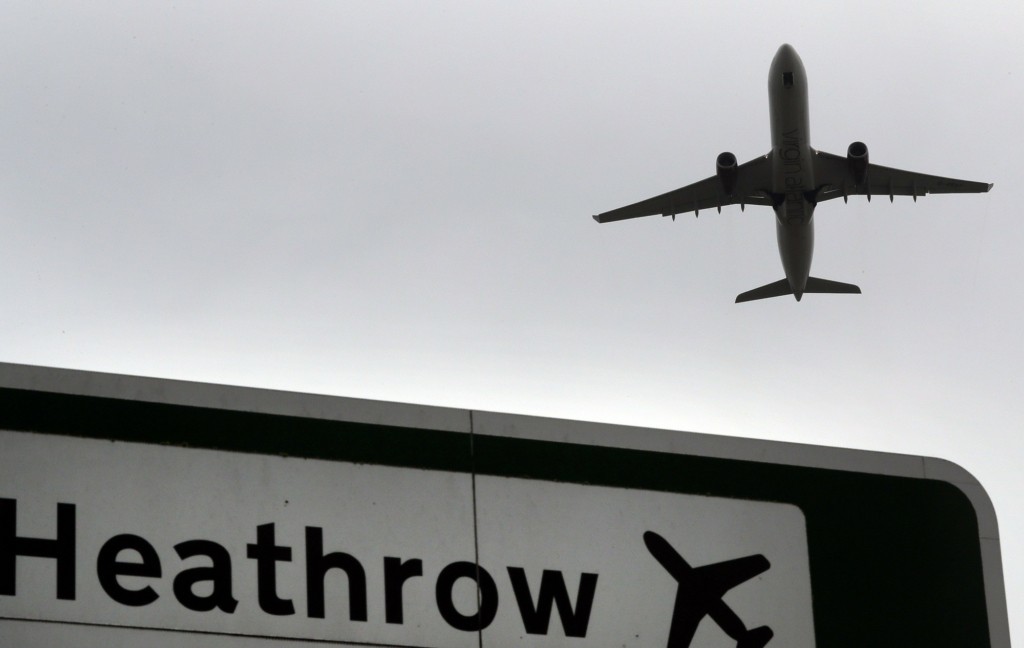 aeroplano-pinakida-heathrow