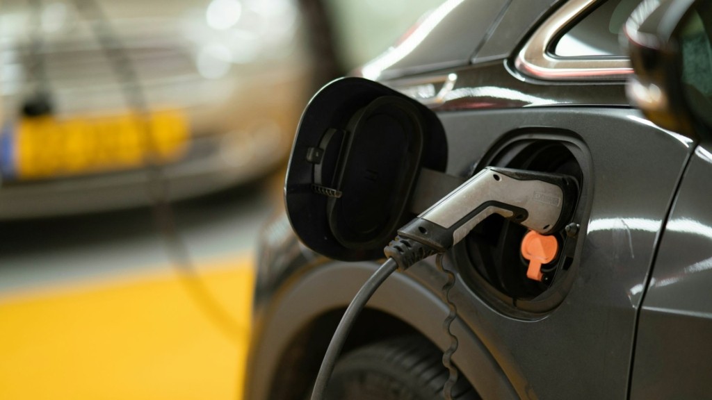 electriccar_unsplash