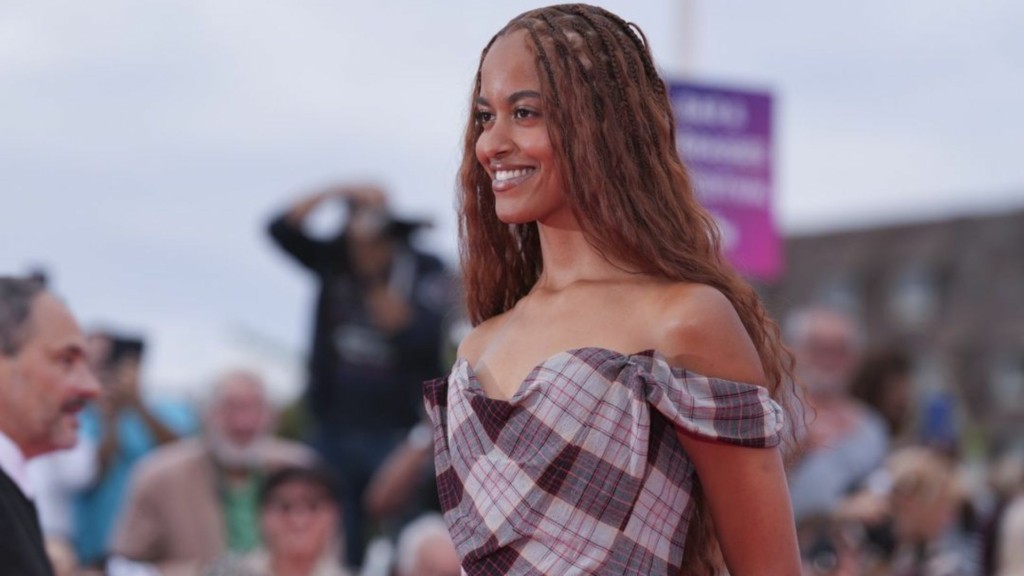 malia obama 887- new