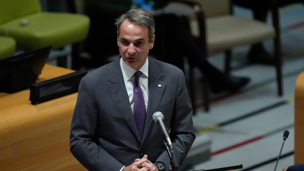 mitsotakis-oie-12