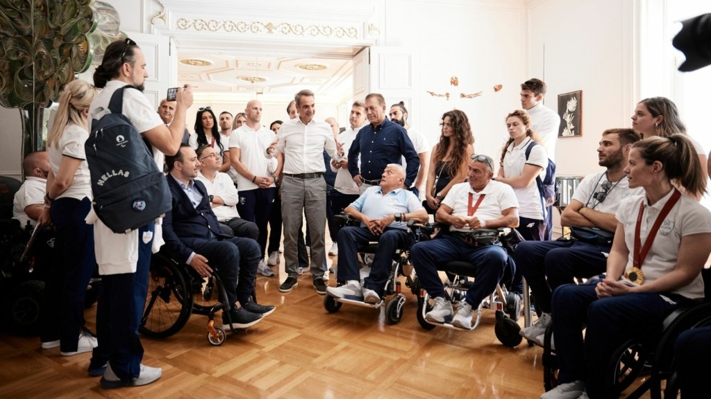 mitsotakis paraolympionikes 76- new