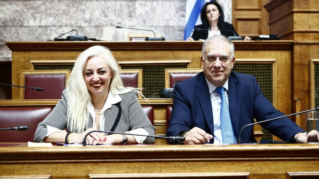 theodorikakos_stratinaki_1209_1460-820_new