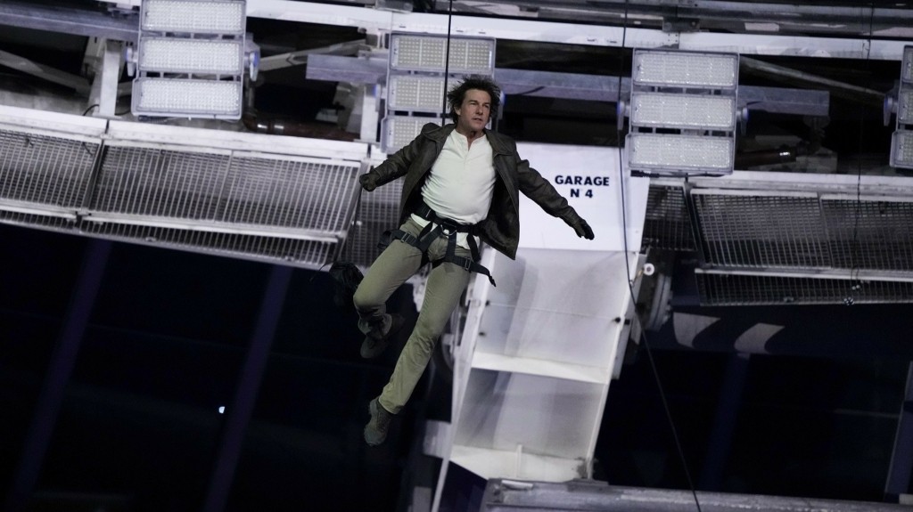 tom-cruise_1209_1460-820_new