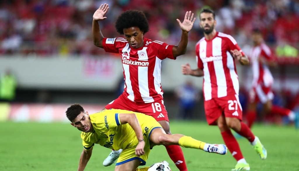 willian-olympiakos-panaitolikos