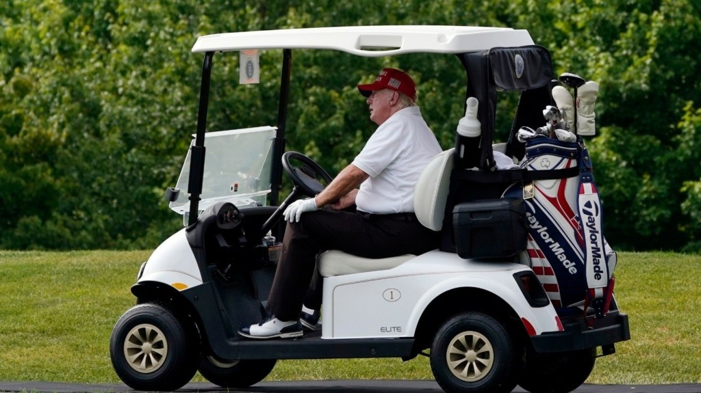 Trump golf