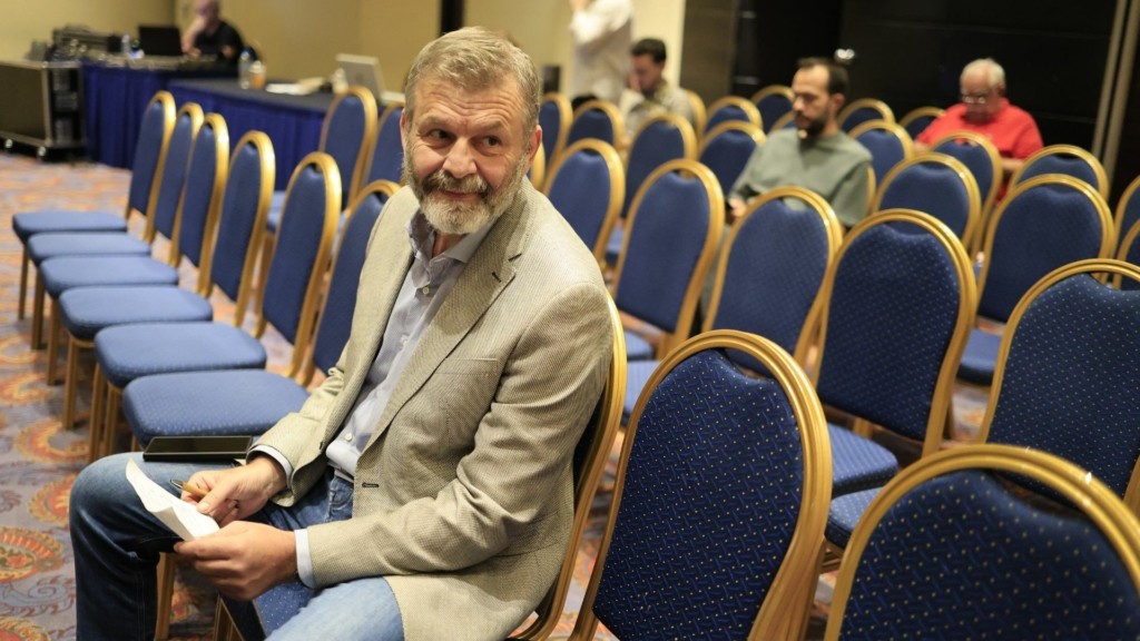 apostolos_gletsos_910
