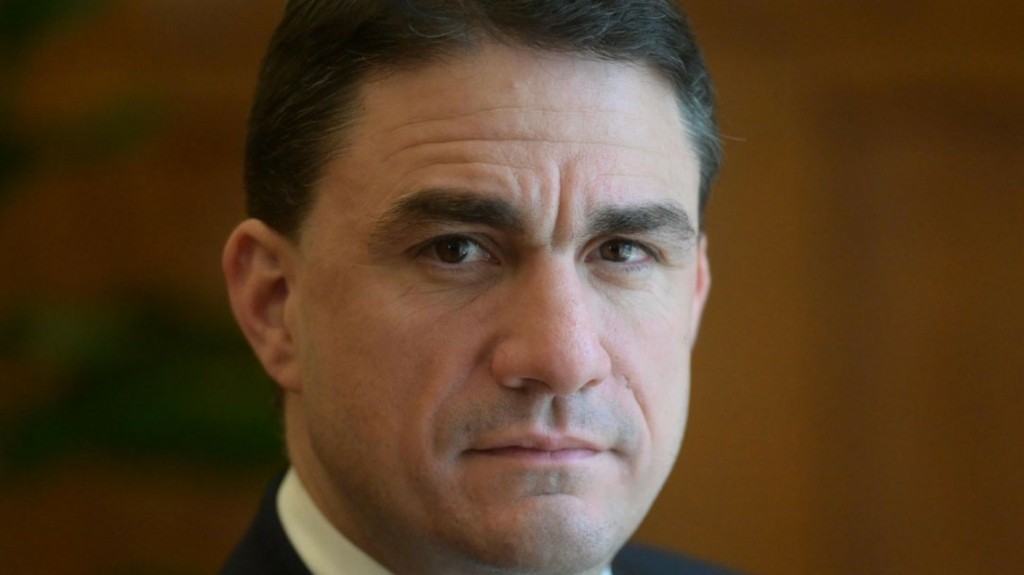 kostas tsoukalas