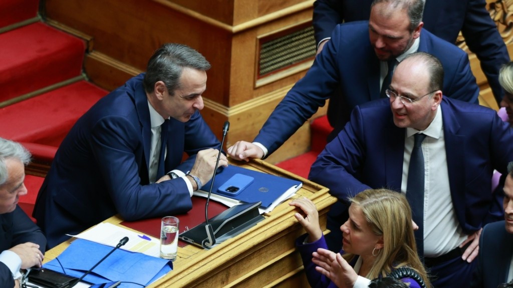 mitsotakis_vouleftes