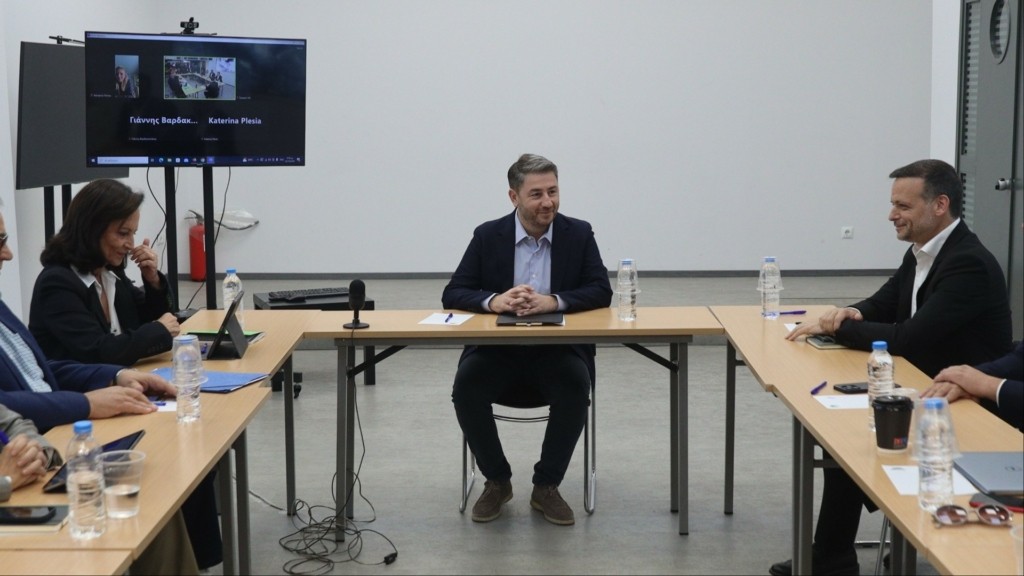 pasok politiko kentro