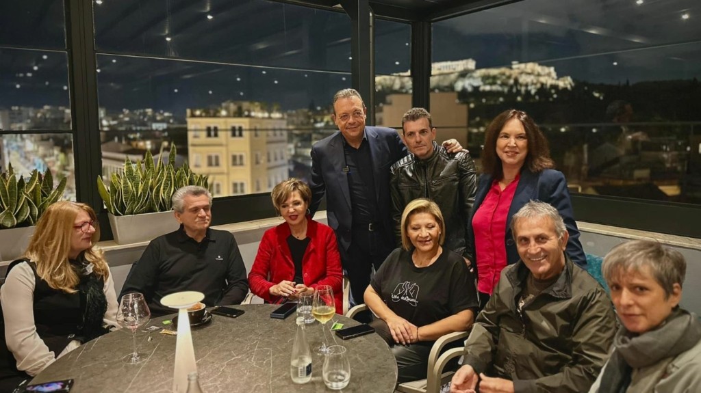 FAMELLOS_KALLITEXNES_KENTRIKI_NEW