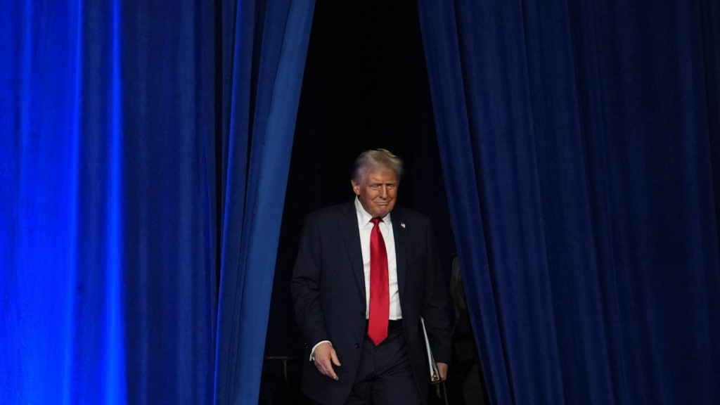 donaldtrump_skini_omilia
