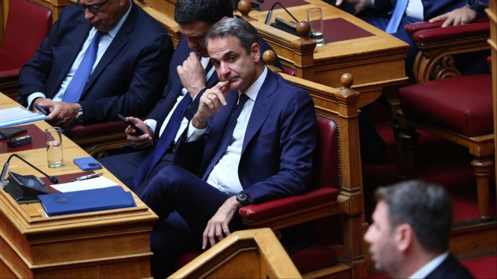 mitsotakis pasok vouli