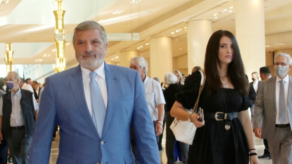 patoulis_koilou