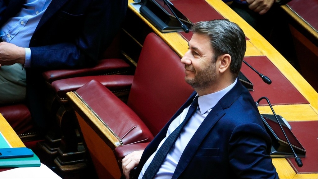 androulakis nikos vouli