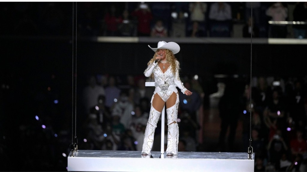 beyonce nfl netflix 887- new