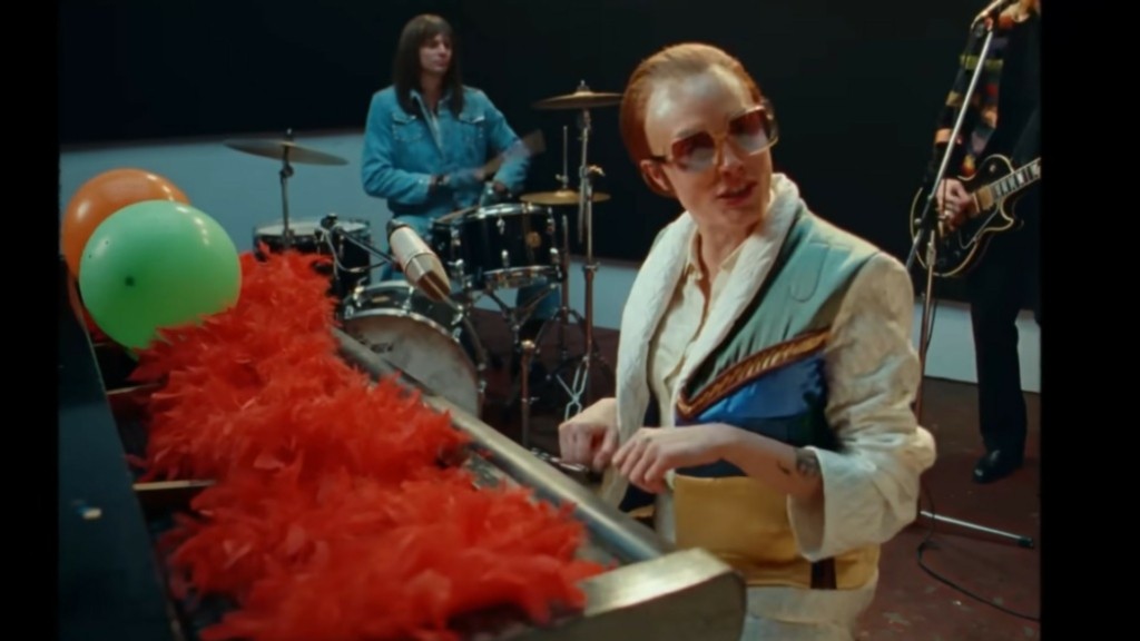 cara elton john
