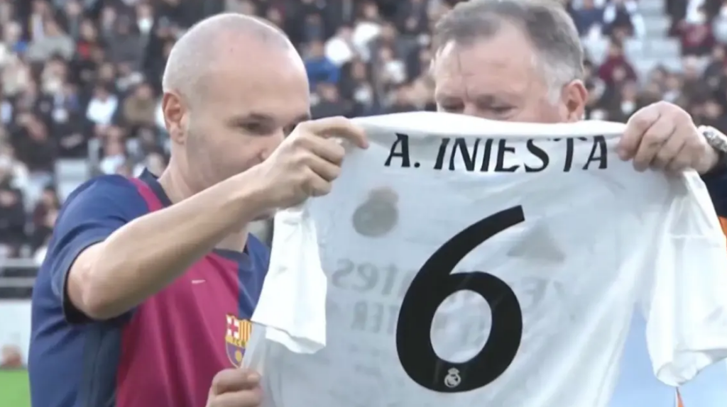 iniesta-fanela-real