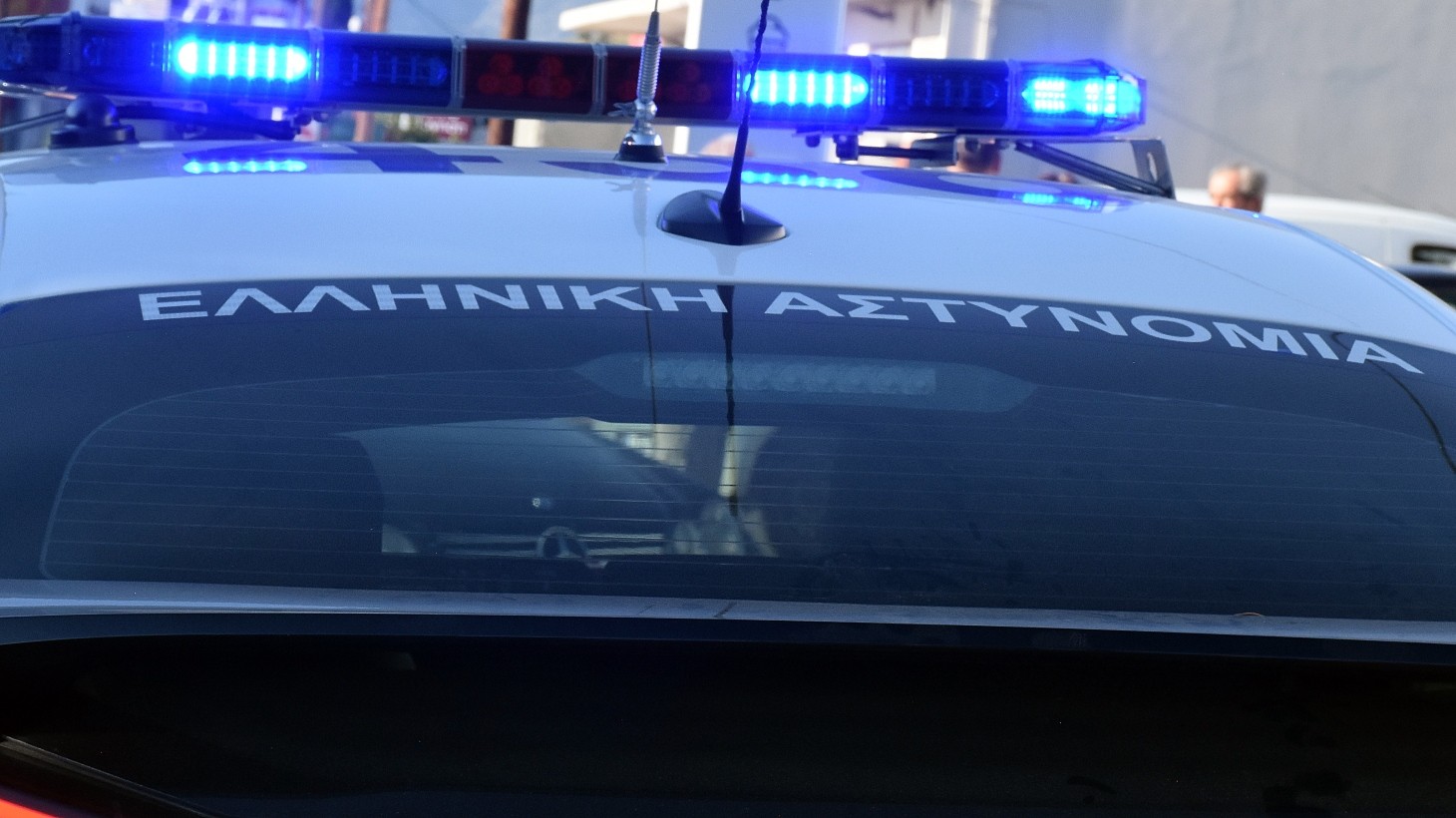 V Patri 15 fantov napadlo dva 16-letnika po predhodnih grožnjah