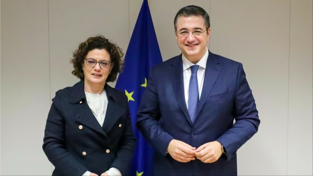 tzitzikostas seb