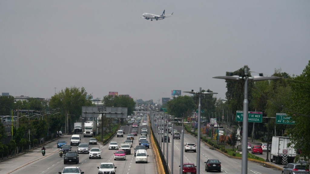aerodromio mexico 987- new