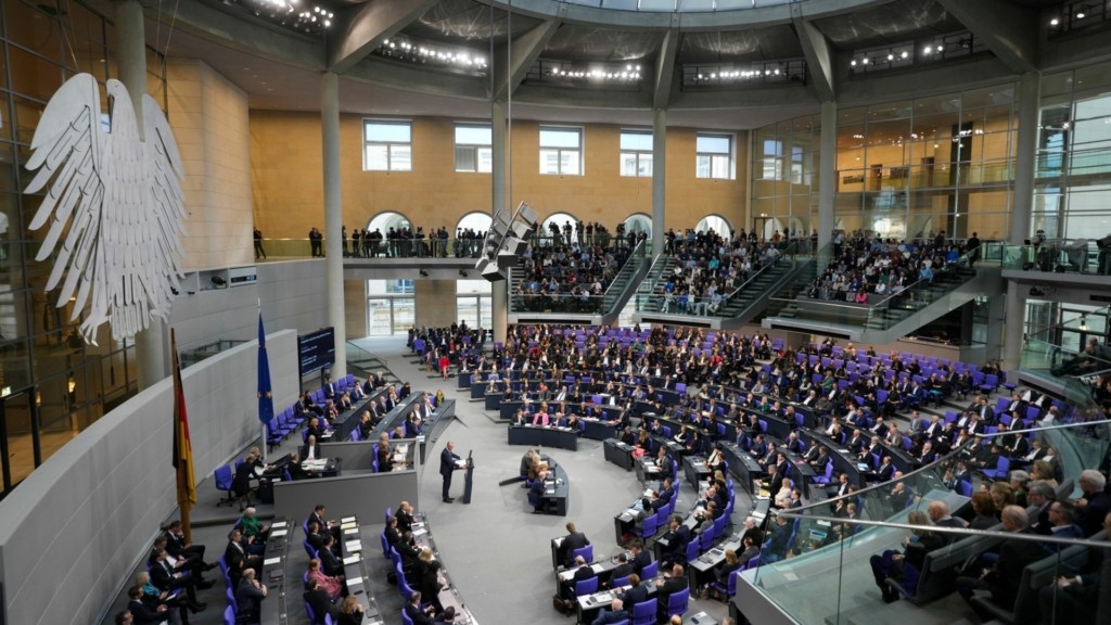 bundestag 6654- new