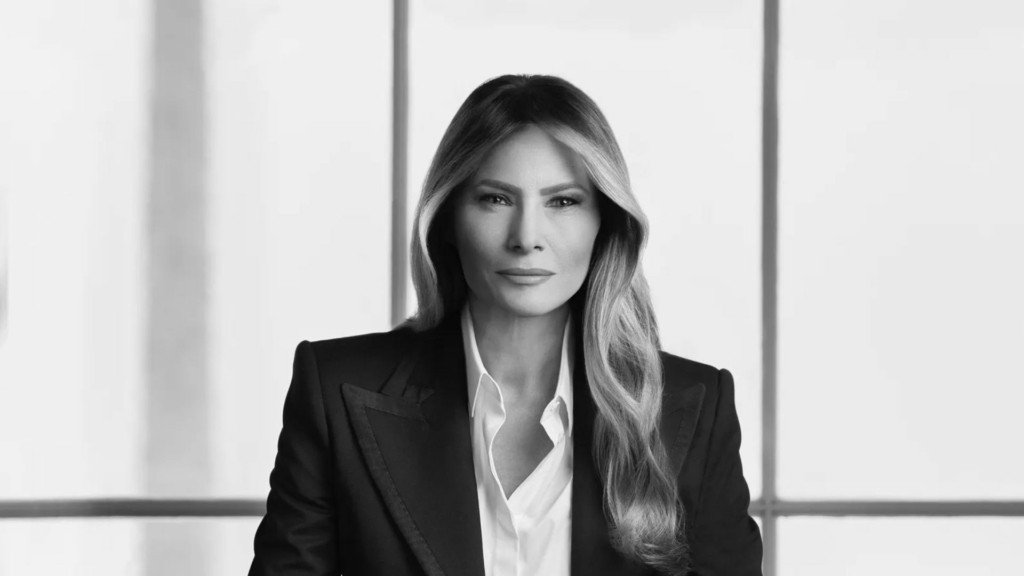 melania-trump-episimo-portreto1