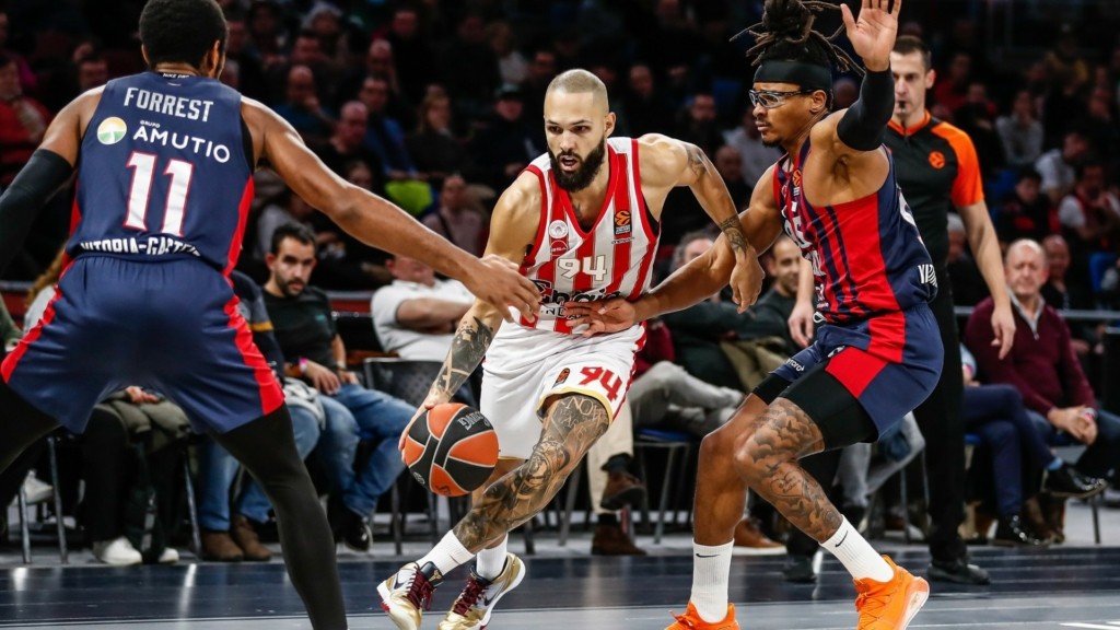 olympiacos fournie
