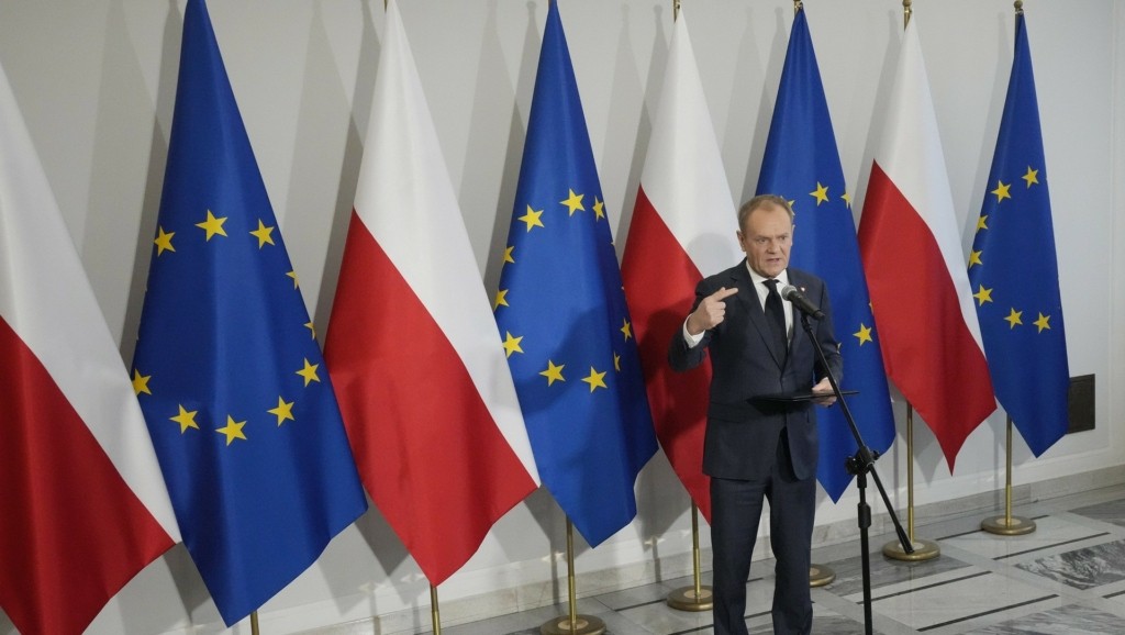 tusk-simaies-polonia-ee