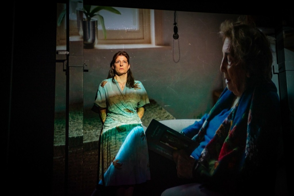 ”Η Αρραβωνιαστικιά του Αχιλλέα” (1) (2)