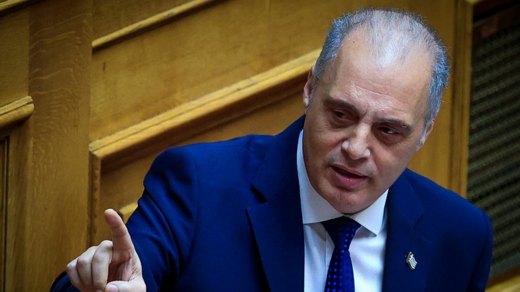 VELOPOULOS_040225