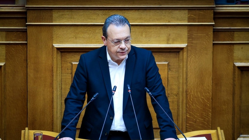 famellos_vouli