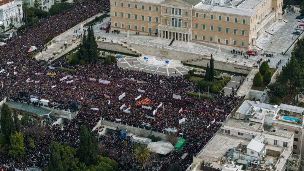 syntagma tempi kosmos 876- new