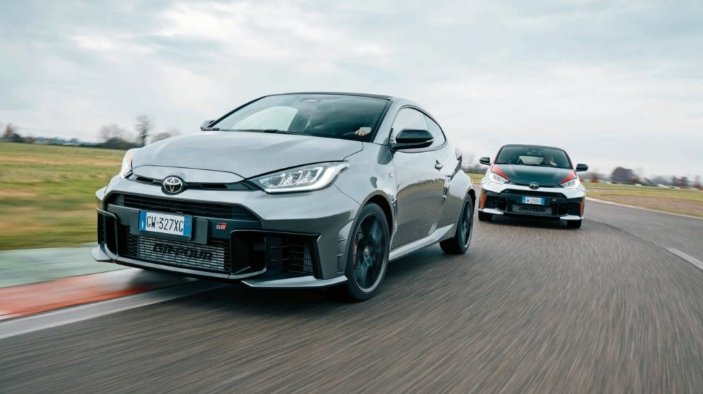 toyota_yaris