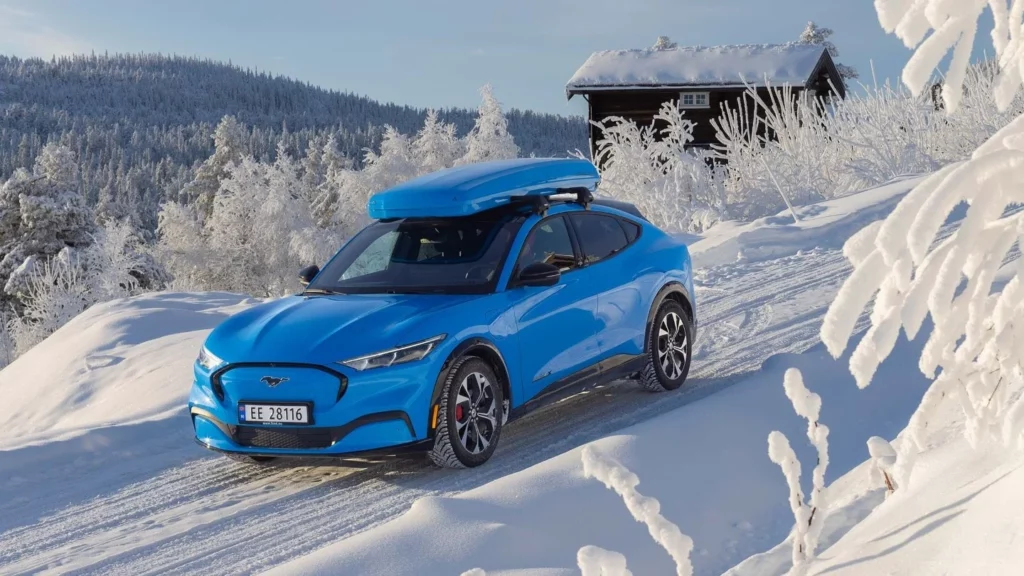 FORD-WINTER-TIPS_01