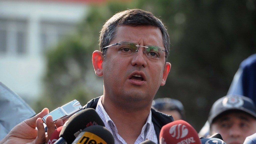 Özgür Özel