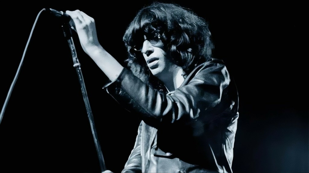 joey-ramone_2103_1460-820_2_new