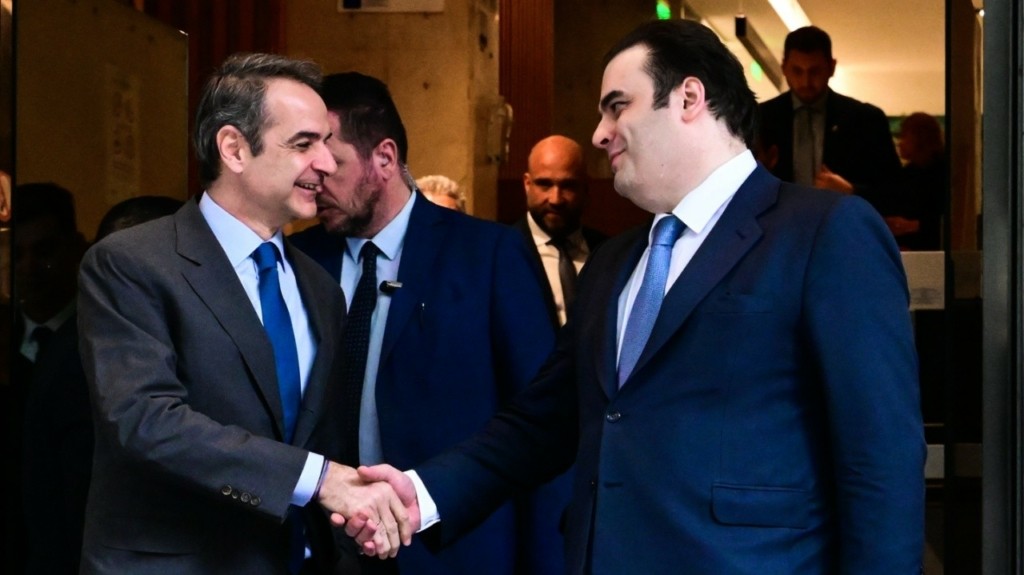 mitsotakis pierrakakis