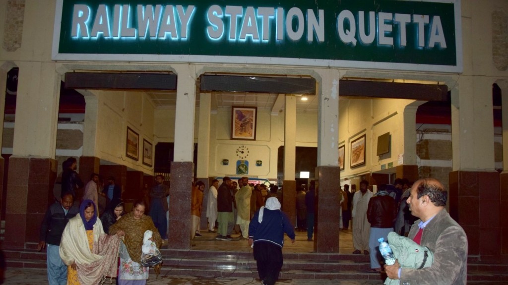pakistan_train_new
