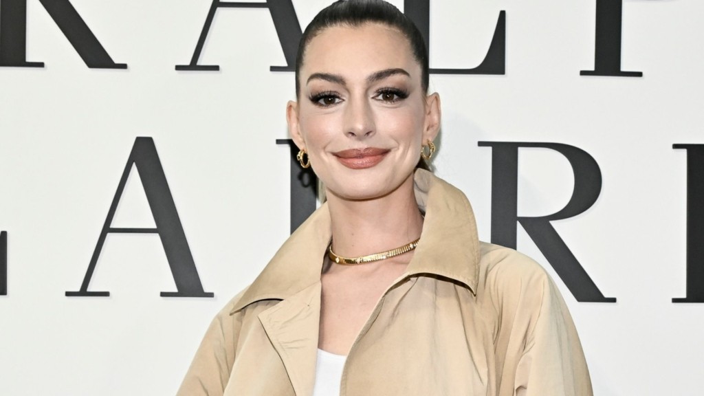Anne-Hathaway-new