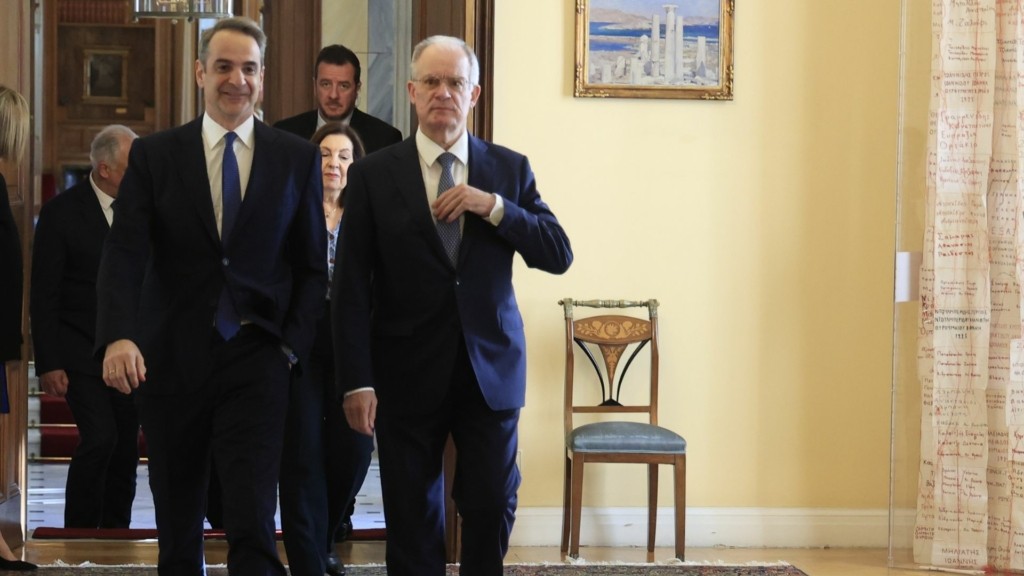 mitsotakis tasoulas new