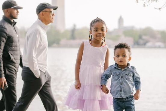 obama-photobomb2